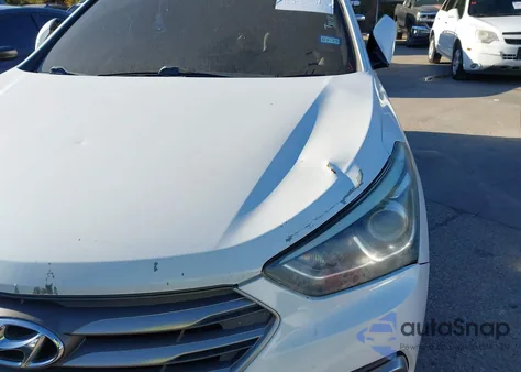 2017 Hyundai Santa Fe Sport 2.4L z USA, uszkodzony, nr VIN 5XYZU3LB2HG415272